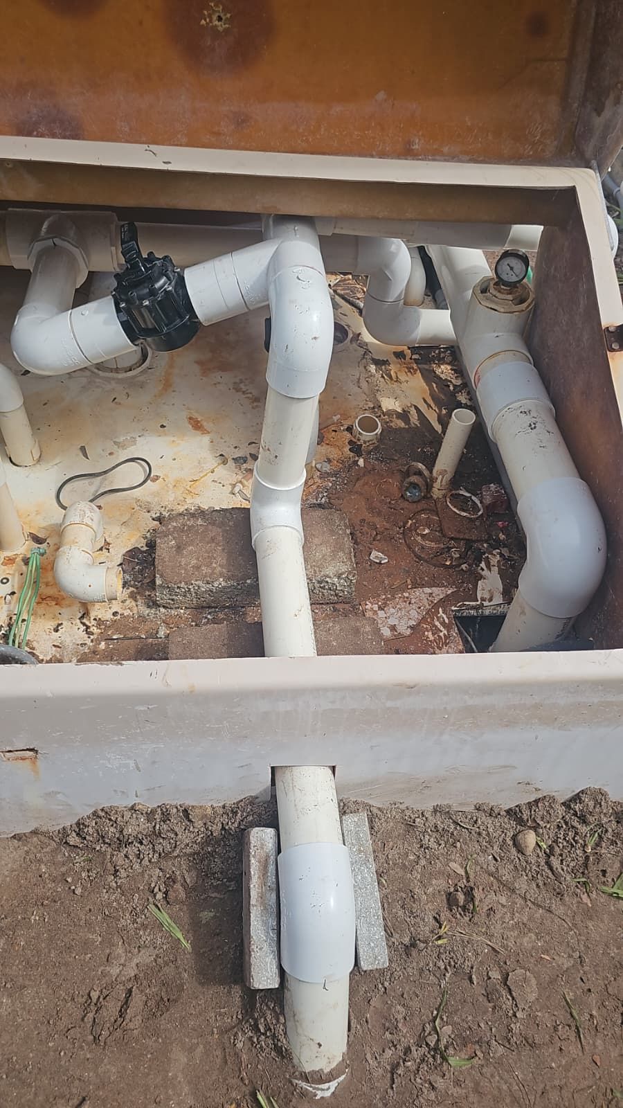 Labounty Pools technician completing a commercial pool repair